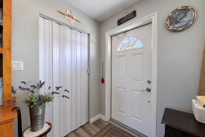 Property Photo: 1321 22 Avenue AB T0M 0W0