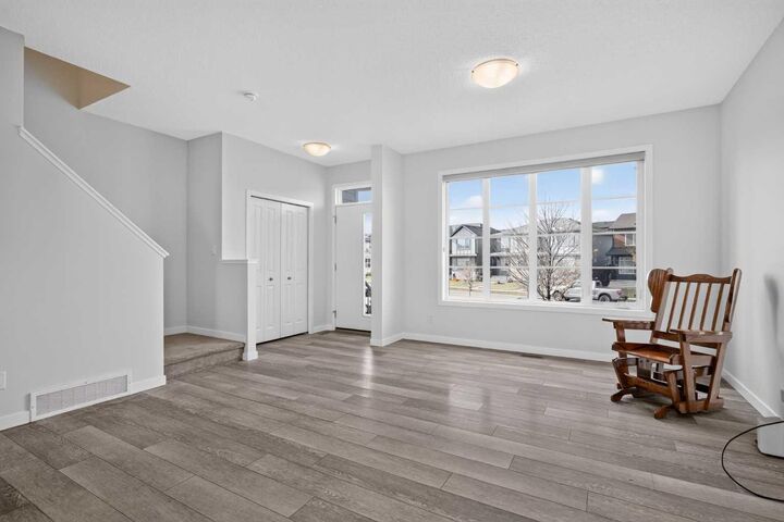 Property Photo:  60 Walcrest Gate SE  AB T2X 4G2 