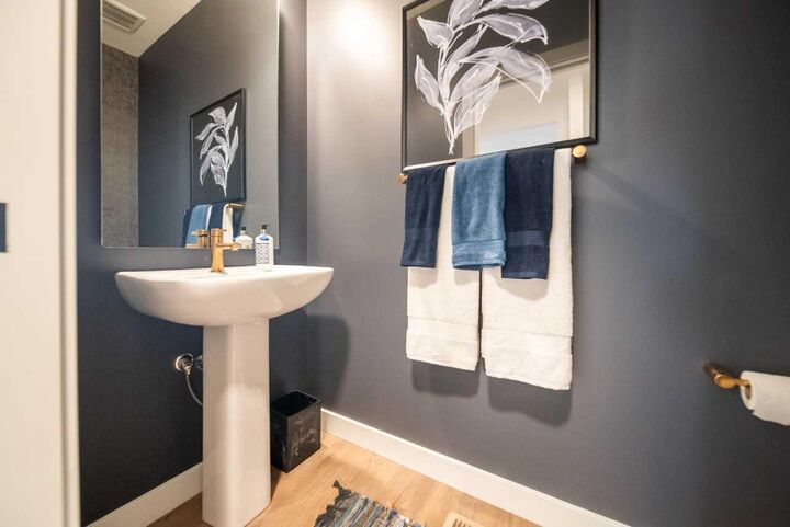 Property Photo:  2104 Lancaster Heights SE  AB T4A 3S1 