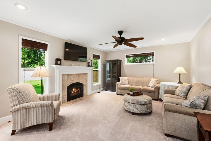 Property Photo:  14029  232nd Avenue SE  WA 98027 