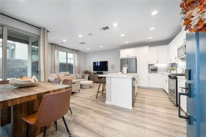 Property Photo: 156 Alienta CA 92694