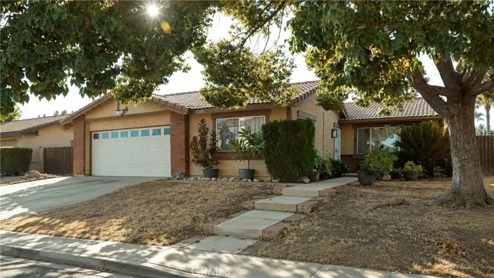 Property Photo:  12863 Ninebark  CA 92553 