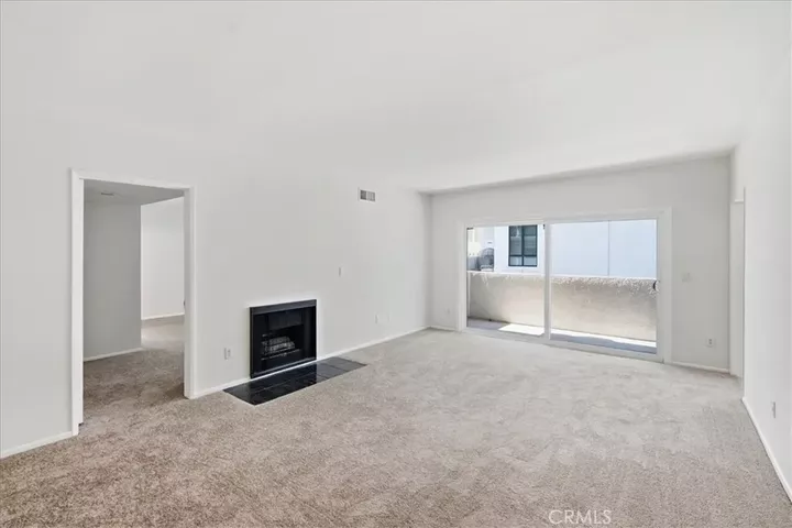 Property Photo: 3555 Keystone Avenue 15 CA 90034
