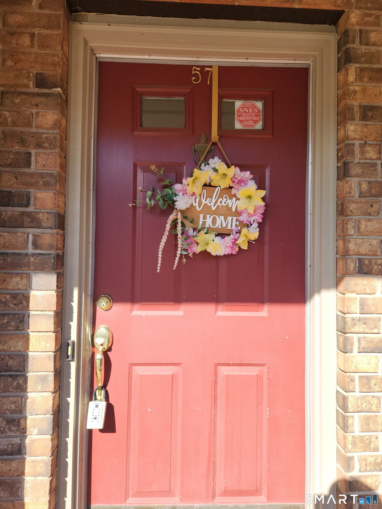 Property Photo: 882 North Colony Road 57 CT 06450