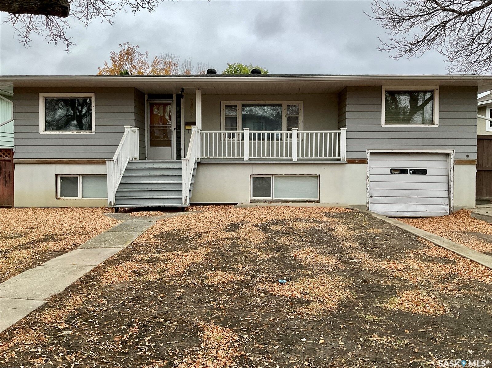 Property Photo:  2832 Quinn Drive  SK S4P 2W1 