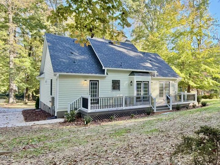 Property Photo:  309 Willowood Drive  NC 27536 