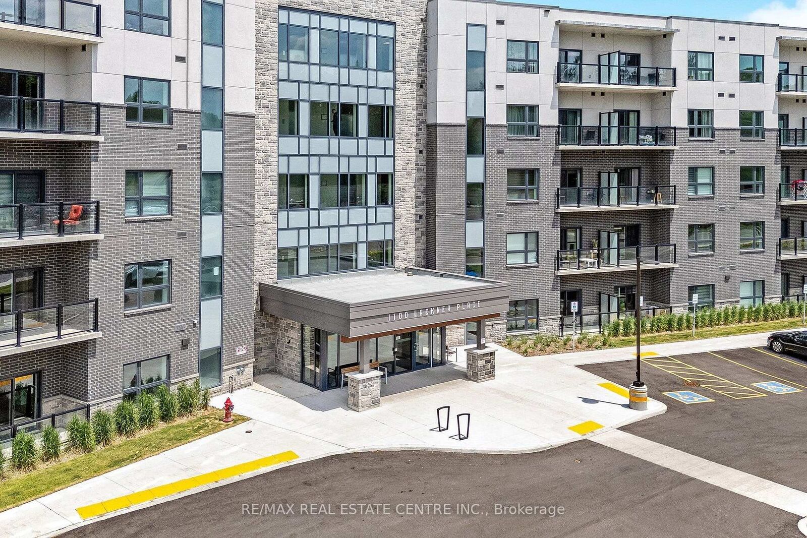 Property Photo:  1100 Lackner Place 123  ON L2A 0L3 