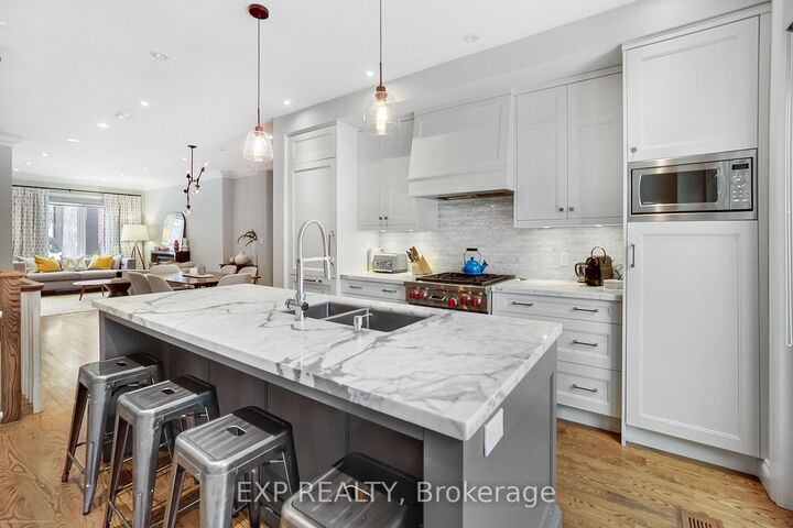 Property Photo:  64 West Avenue  ON M4M 2L8 