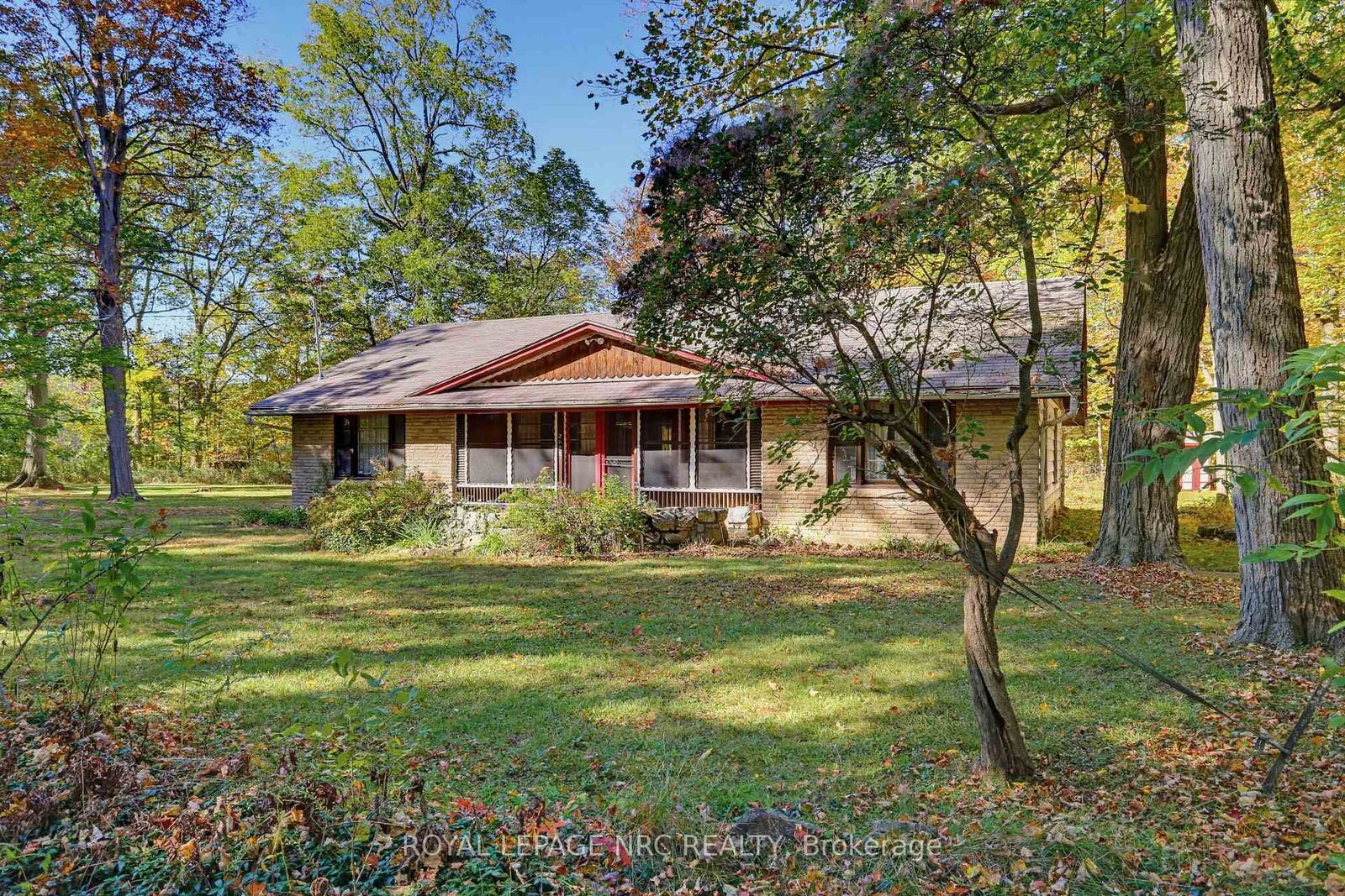 Property Photo:  3052 Maple Avenue  ON L0S 1N0 
