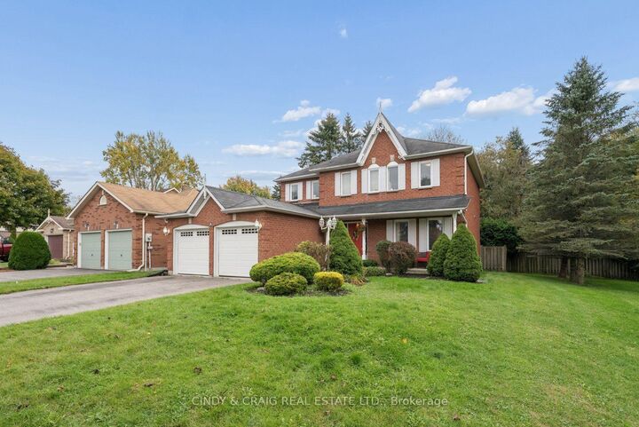 Property Photo:  5 Grady Drive  ON L1B 1J1 