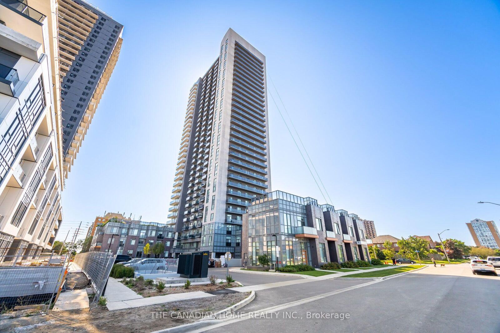 Property Photo:  8 Nahani Way E 3119  ON L4Z 0C6 