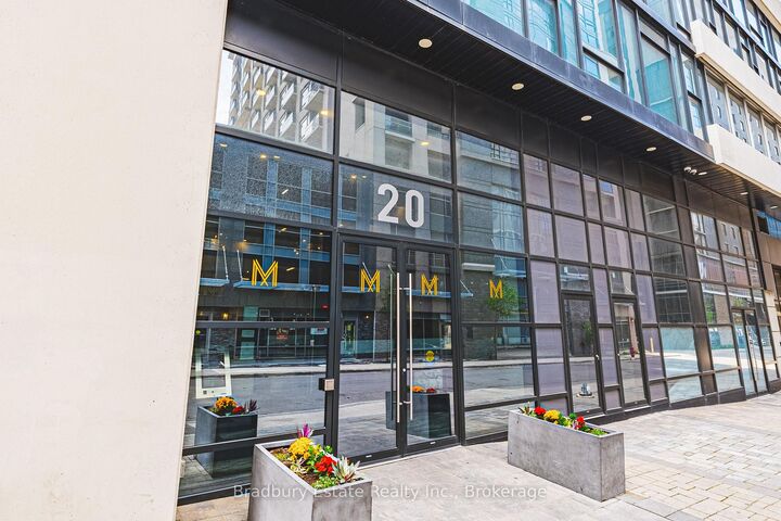 Property Photo:  20 George Street 1207  ON L8P 0C4 
