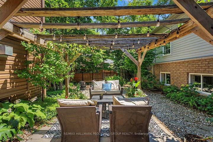 Property Photo:  11 Oakmont Avenue  ON L0L 2L0 