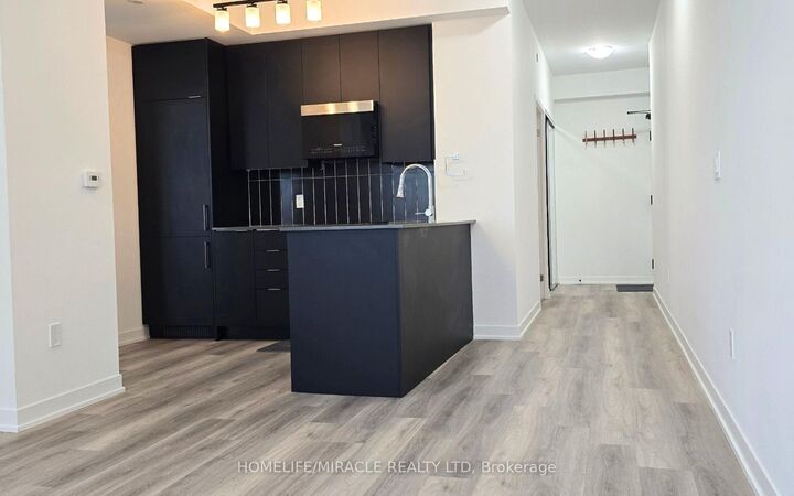 Property Photo: 10 Abeja Street 2118 ON L4K 0R4