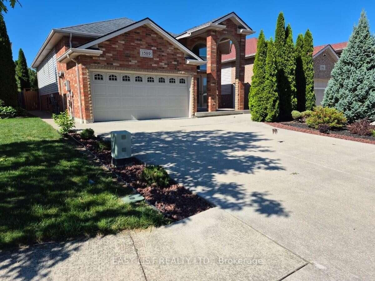 Property Photo:  1589 Meridian Street  ON N9G 3E7 