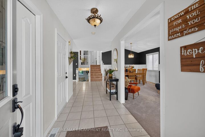 Property Photo:  37 Glenhollow Drive  ON L8J 3R8 