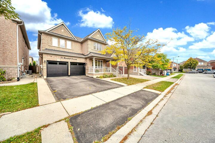 Property Photo:  36 Humbolt Crescent  ON L7A 3G7 