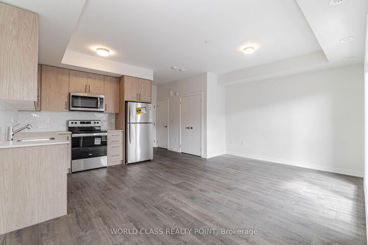 Property Photo:  3405 Ridgeway Drive 08  ON L5L 0B9 