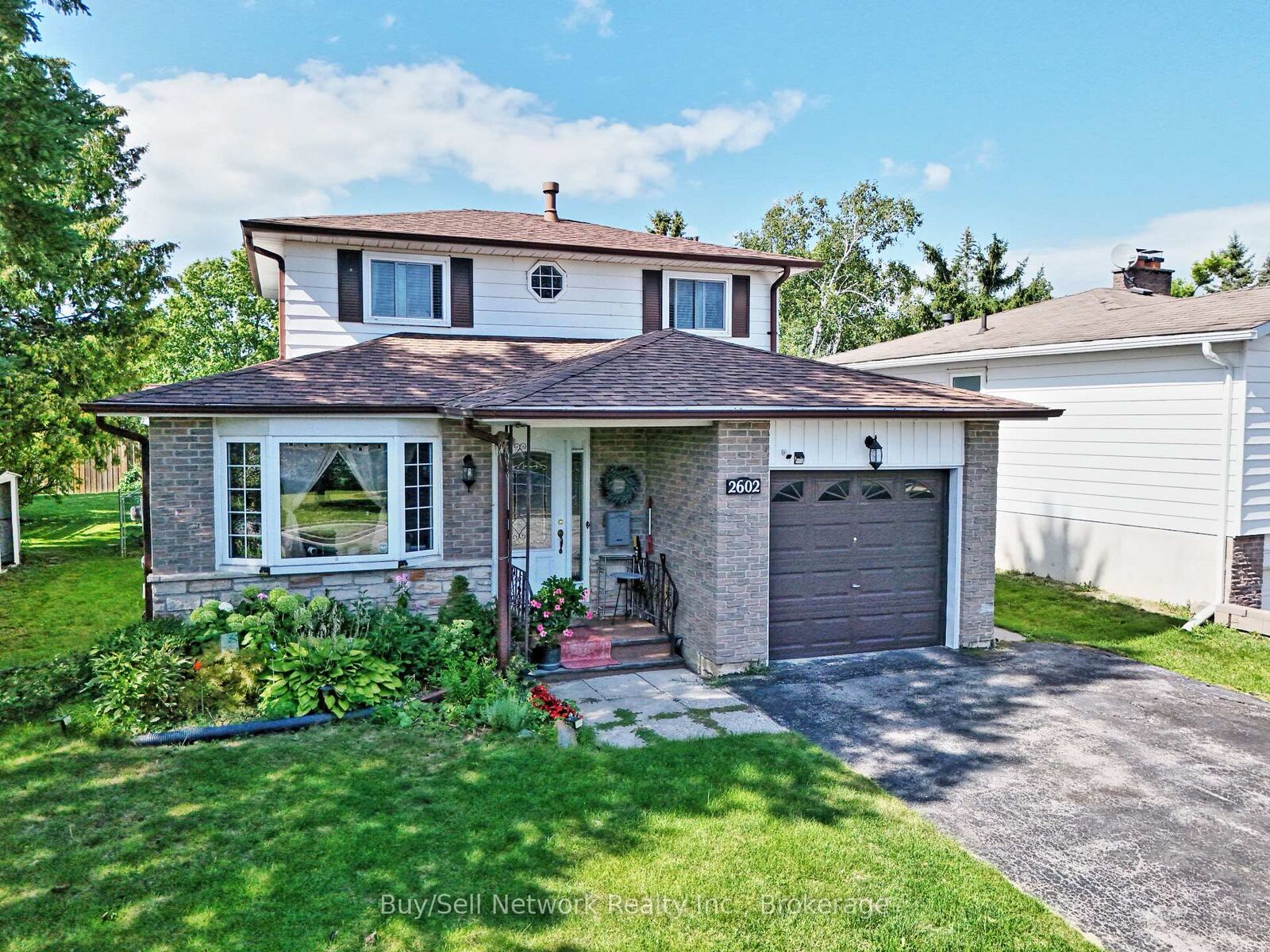 Property Photo:  2602 Ridgetop Crescent  ON K9L 1H9 
