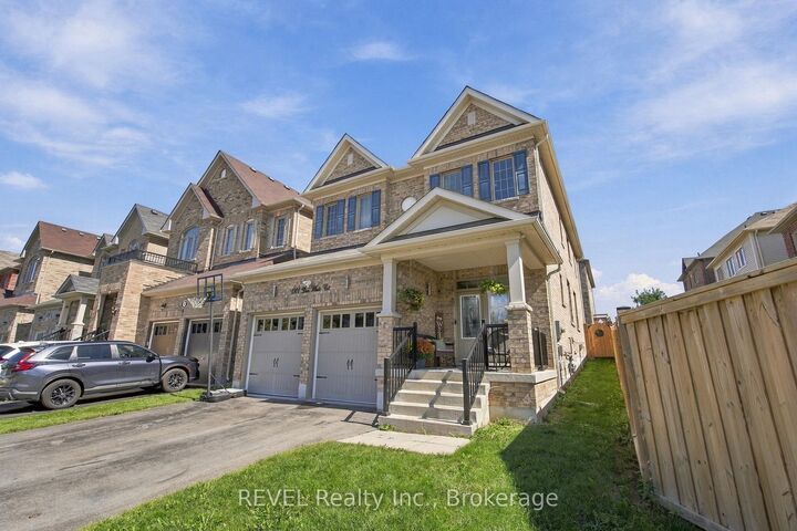 Property Photo:  1901 Don White Court  ON L1H 8L7 