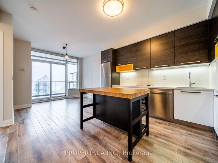 Property Photo:  36 Park Lawn Road 3501  ON M8V 0E5 