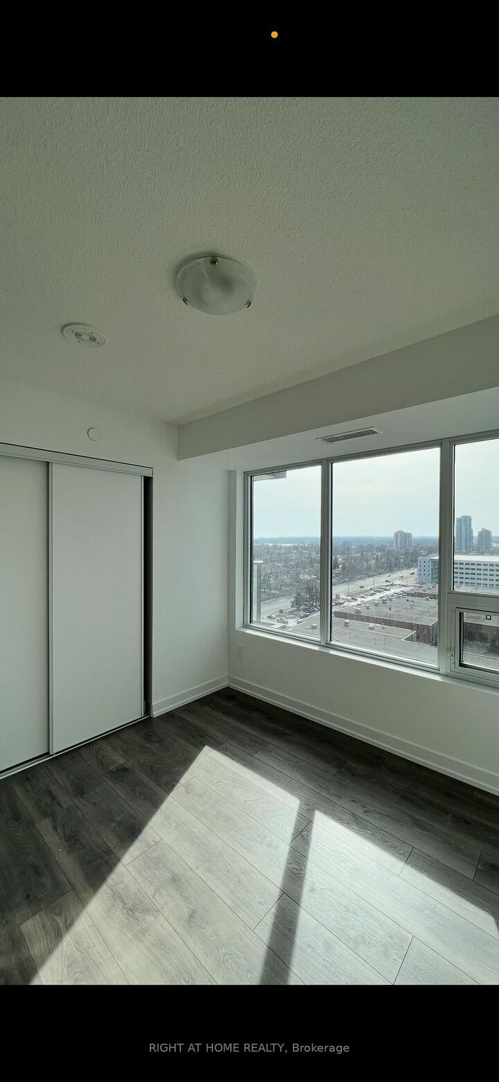 Property Photo:  1435 Celebration Drive 1302  ON L1W 0C4 