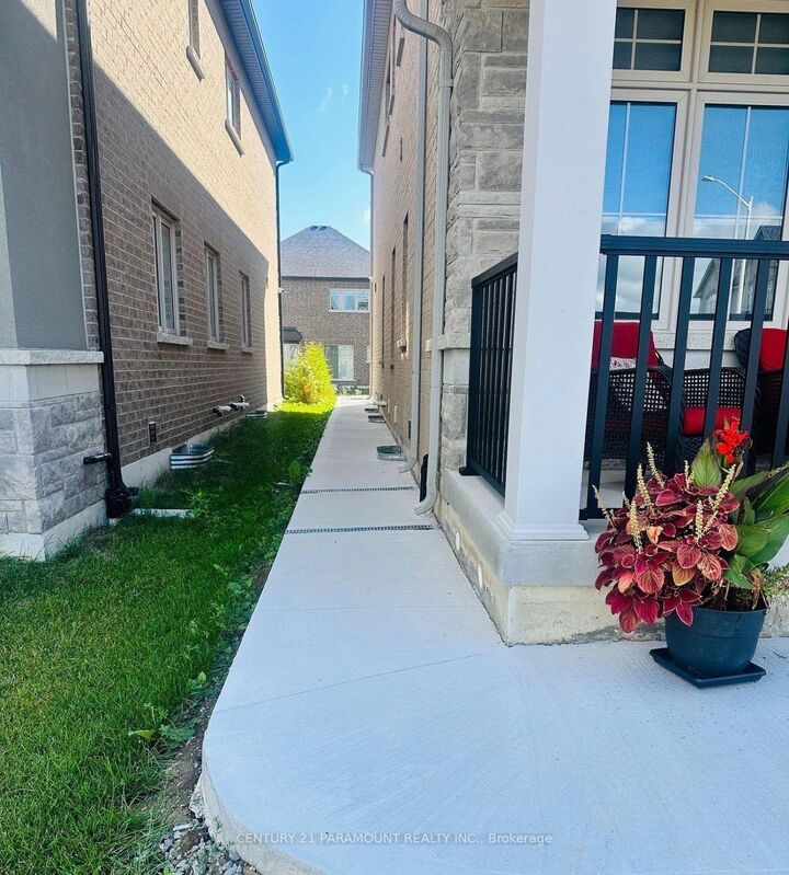 Property Photo:  1541 Prentice Road Bsmt  ON L9S 4R7 