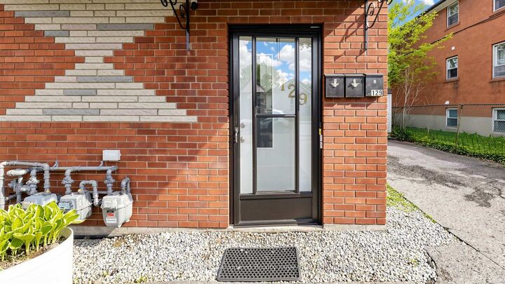Property Photo:  129 Melrose Street  ON M8Y 1B4 