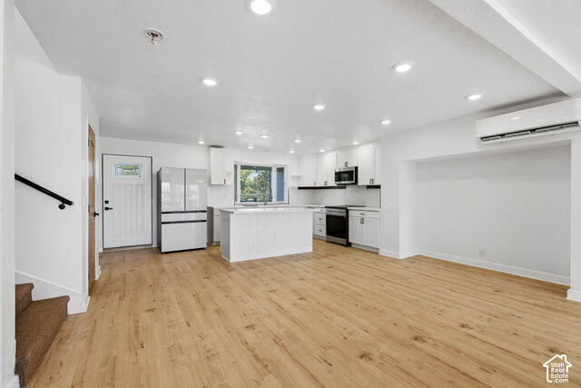 Property Photo: 1405 E Woodland Ave UT 84106