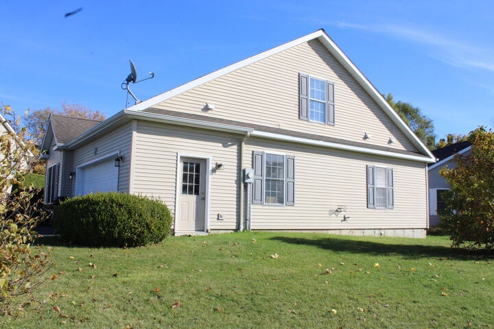 Property Photo:  2 Aiken Court  NY 12903 