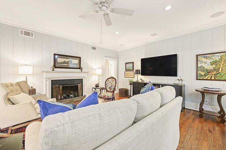 Property Photo: 1910 Pineknoll Ln GA 31707