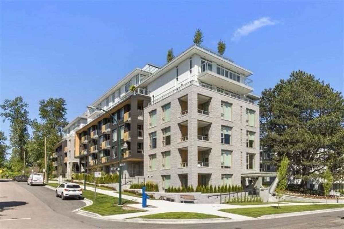 Property Photo:  389 W 59th Avenue 301  BC V5X 0J4 