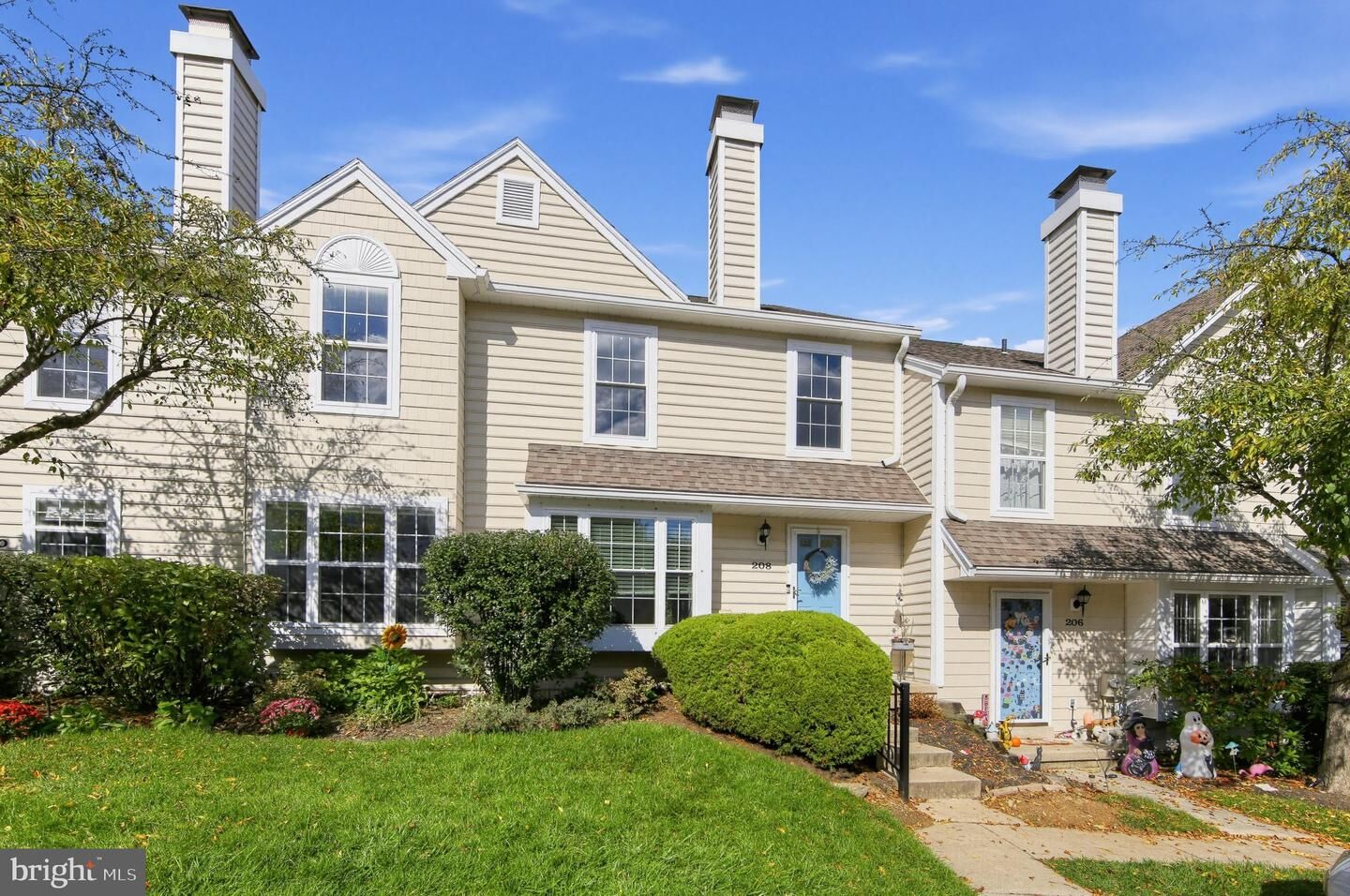 Property Photo: 208 Harbour Ridge Lane PA 19335