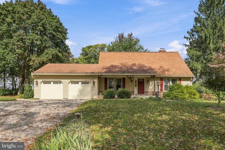Property Photo:  6485 Dark Hollow Road  PA 17368 