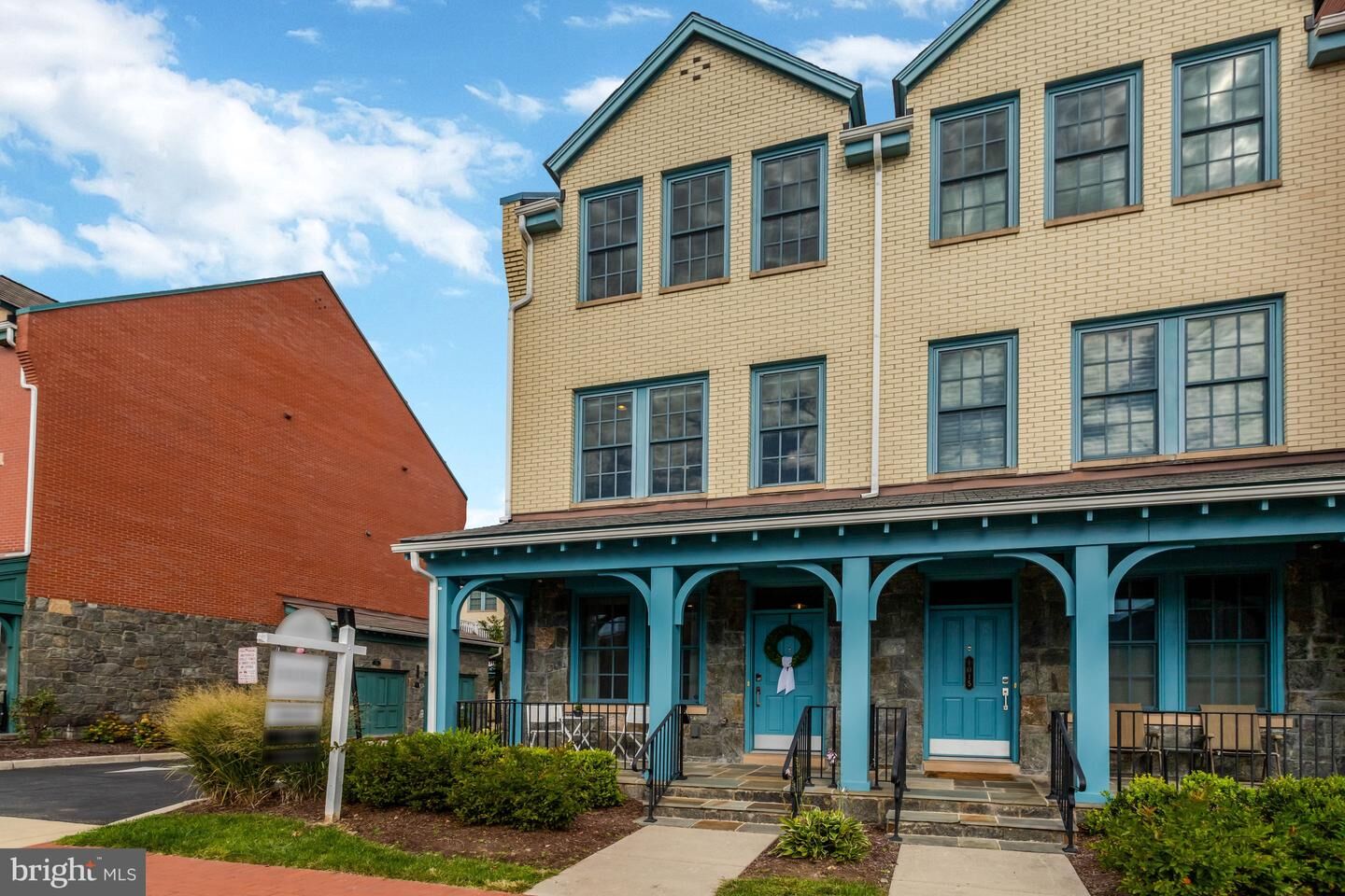 Property Photo:  1017 Bernard Street  VA 22314 