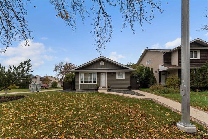 Property Photo:  95 Ostafiew Farm Road  MB R2R 2C4 