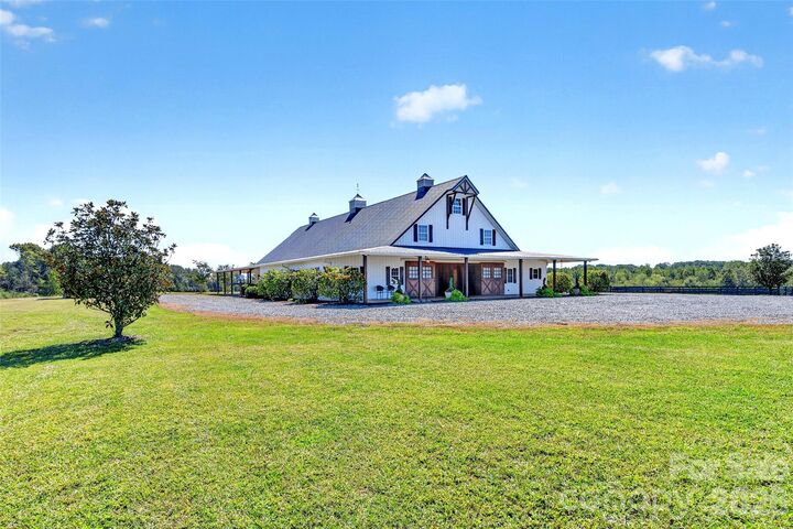 Property Photo: 2380 New House Road NC 28040