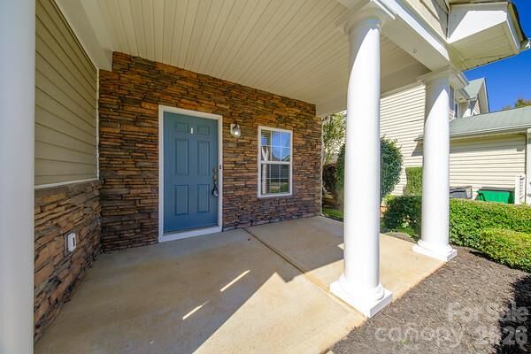 Property Photo: 13325 Pontchatrain Avenue NC 28273
