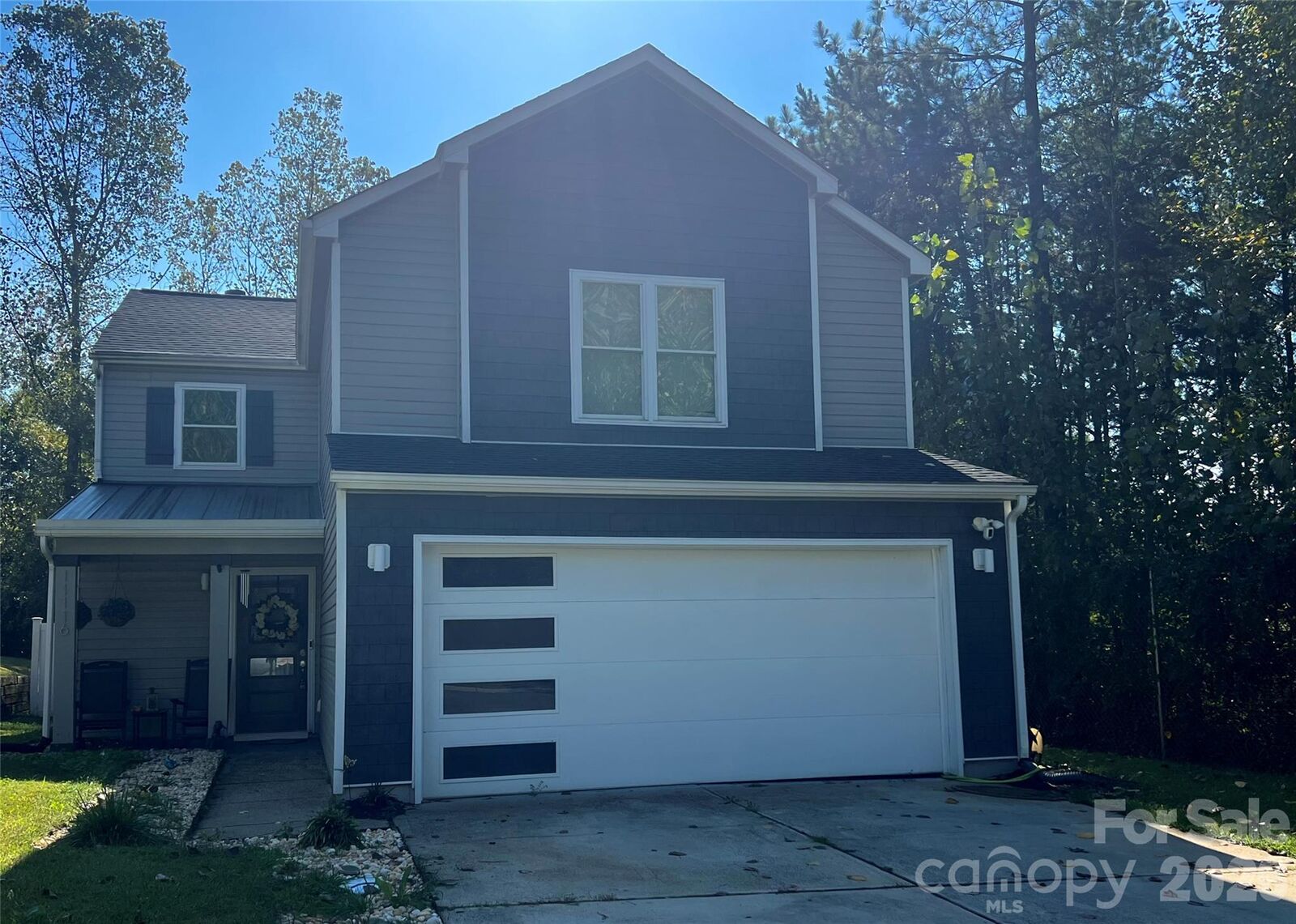Property Photo: 11116 Pointer Ridge Drive NC 28214