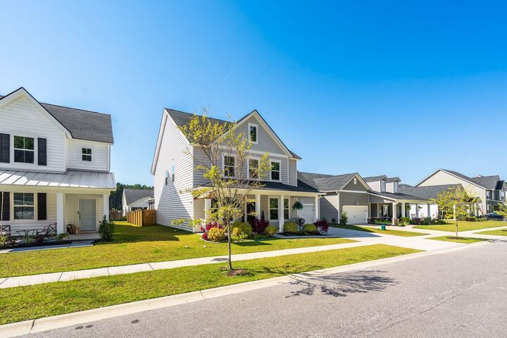 Property Photo:  1222 Spotflower Street  SC 29485 