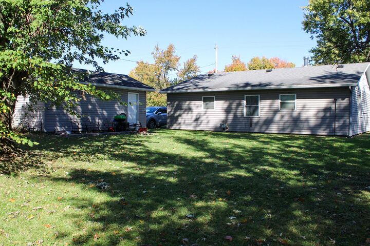 Property Photo: 613 W William Street OH 43015