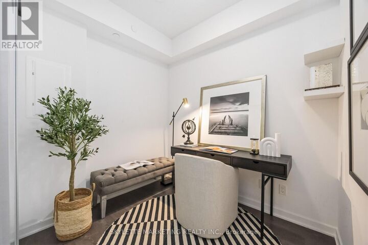 Property Photo: 38 Forest Manor Road 414 ON M2J 1M1