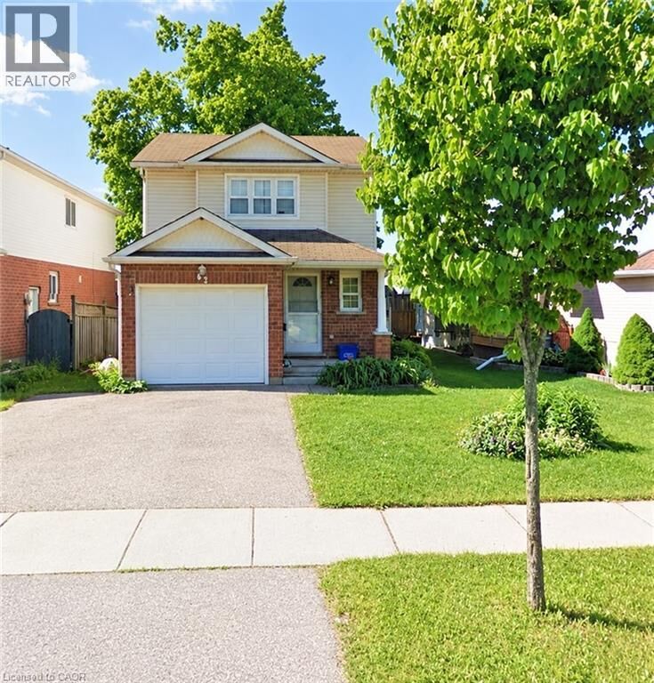 Property Photo:  62 Queen Charlotte Crescent Main  ON N2E 3N6 