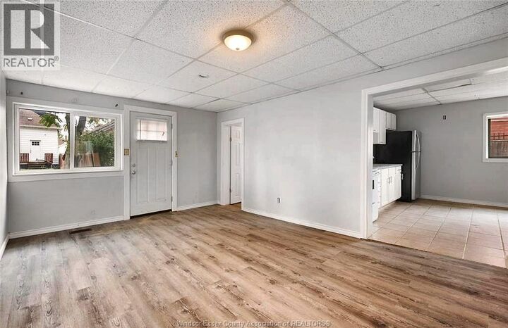 Property Photo:  736 University East 3  ON N9A 2Z7 