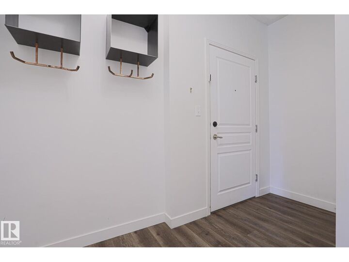 Property Photo: #111 2035 Grantham Co NW AB T5T 3X4