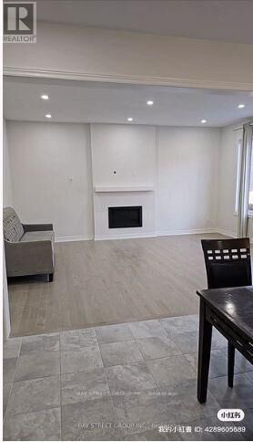 Property Photo: 49 Bud Leggett Cres Crescent Room 2 ON L4P 0B5
