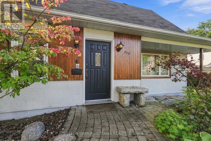 Property Photo:  556 Westminster Avenue Northwest  ON K2A 2V3 