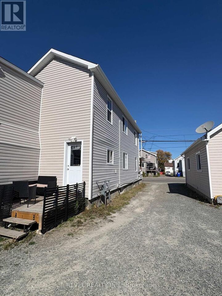Property Photo:  103 Commercial Avenue  ON P4N 2W9 