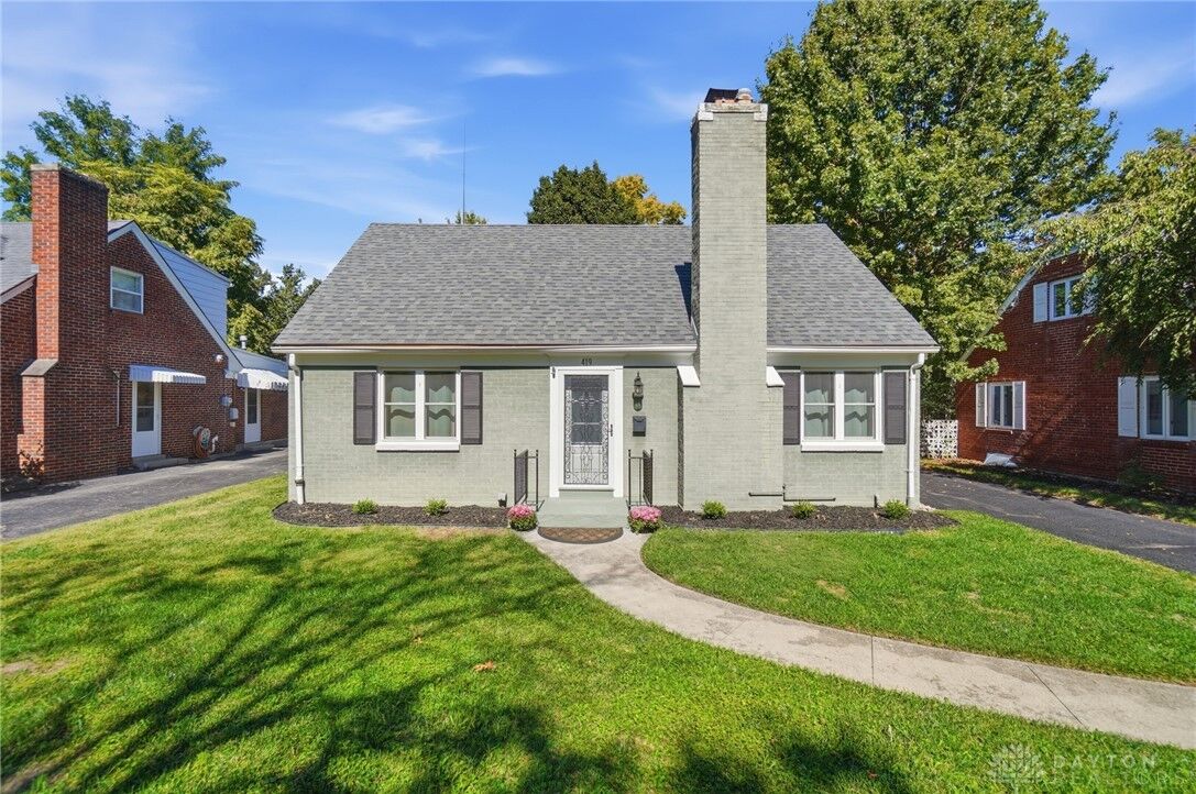Property Photo:  419 Aberdeen Avenue  OH 45419 
