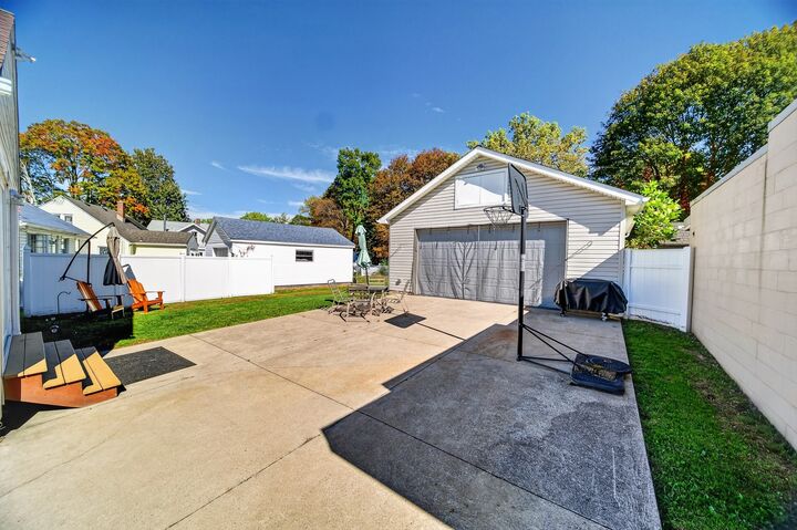 Property Photo:  417 Marshall Drive  PA 16505 